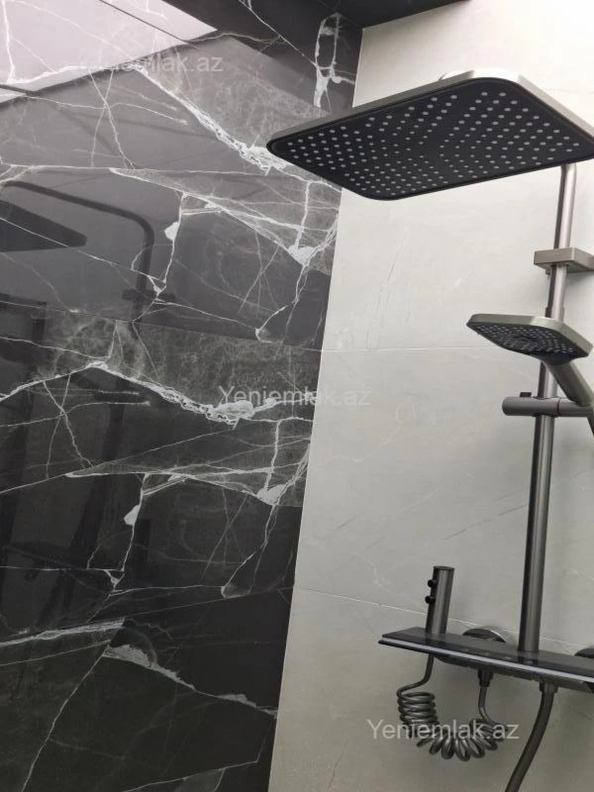 Satılır 3 otaqlı yeni tikili 82 m²