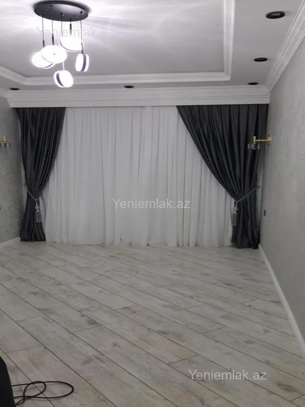 Satılır 3 otaqlı yeni tikili 82 m²