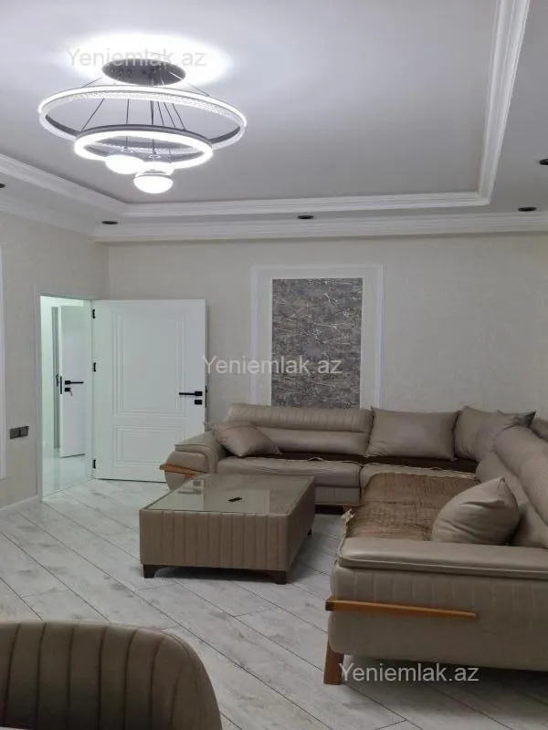 Satılır 3 otaqlı yeni tikili 82 m²