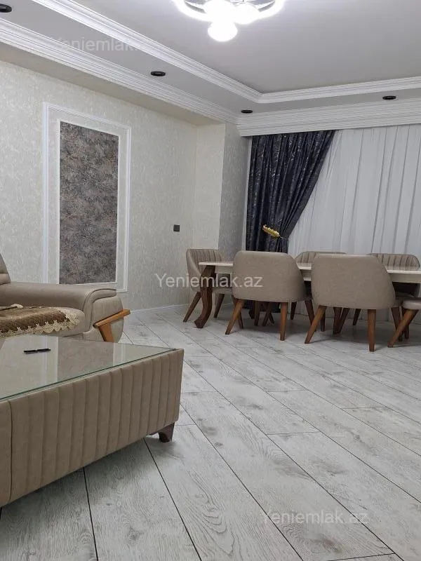 Satılır 3 otaqlı yeni tikili 82 m²
