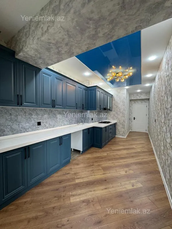 Satılır 4 otaqlı yeni tikili 156 m²