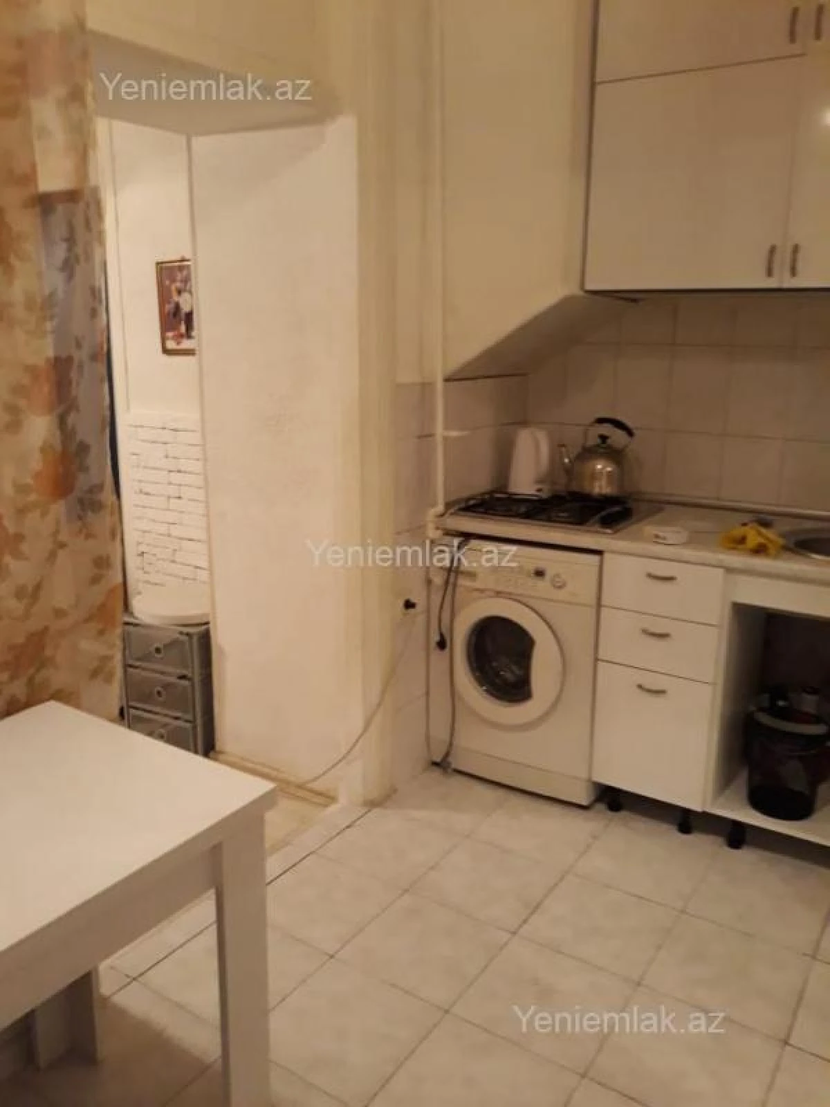 Satılır 1 otaqlı köhnə tikili 35 m²