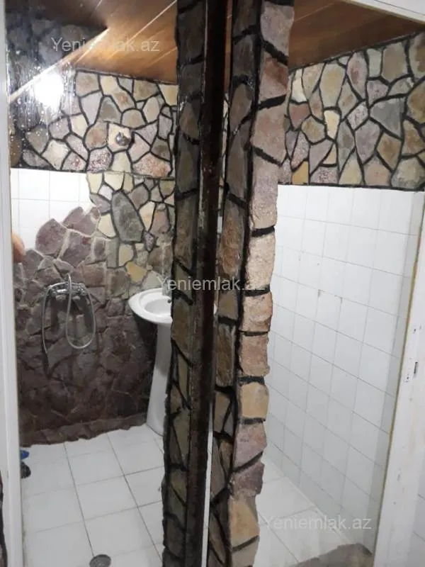 Satılır 1 otaqlı köhnə tikili 35 m²