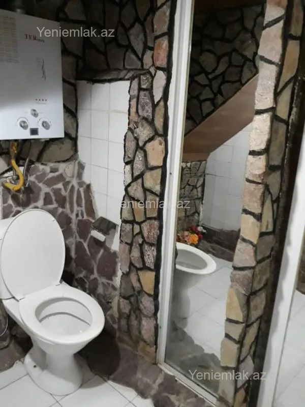 Satılır 1 otaqlı köhnə tikili 35 m²