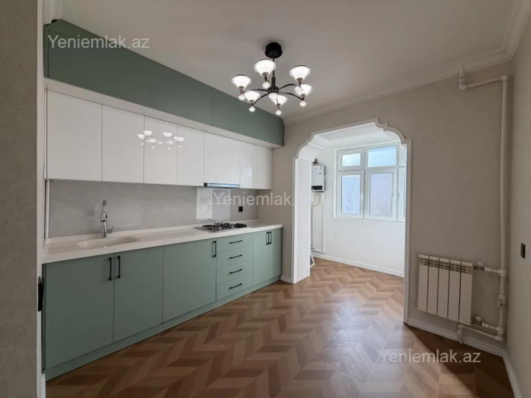 Satılır 3 otaqlı köhnə tikili 80 m²