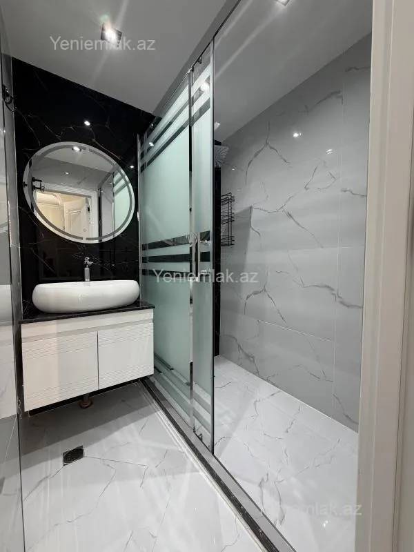 Satılır 3 otaqlı köhnə tikili 80 m²