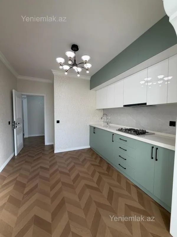 Satılır 3 otaqlı köhnə tikili 80 m²
