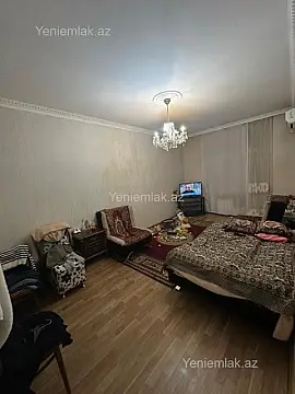 Satılır 2 otaqlı köhnə tikili 60 m²