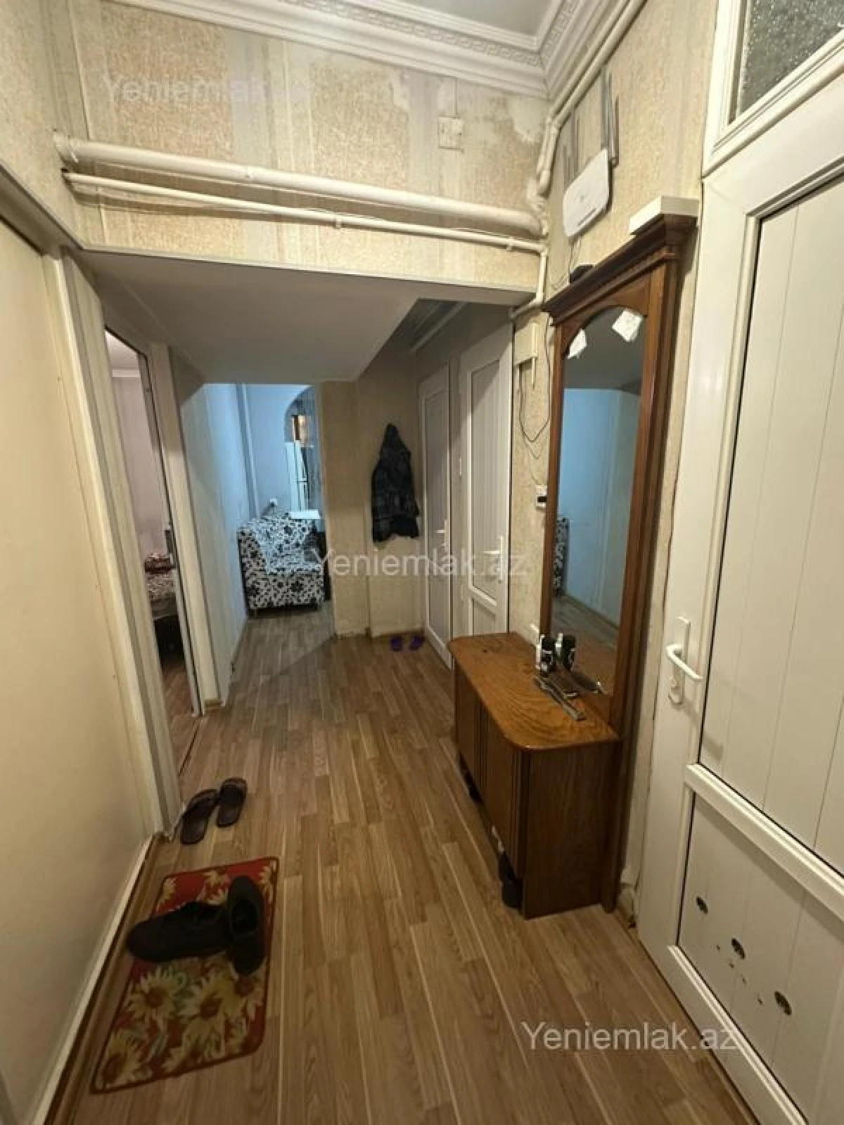 Satılır 2 otaqlı köhnə tikili 60 m²