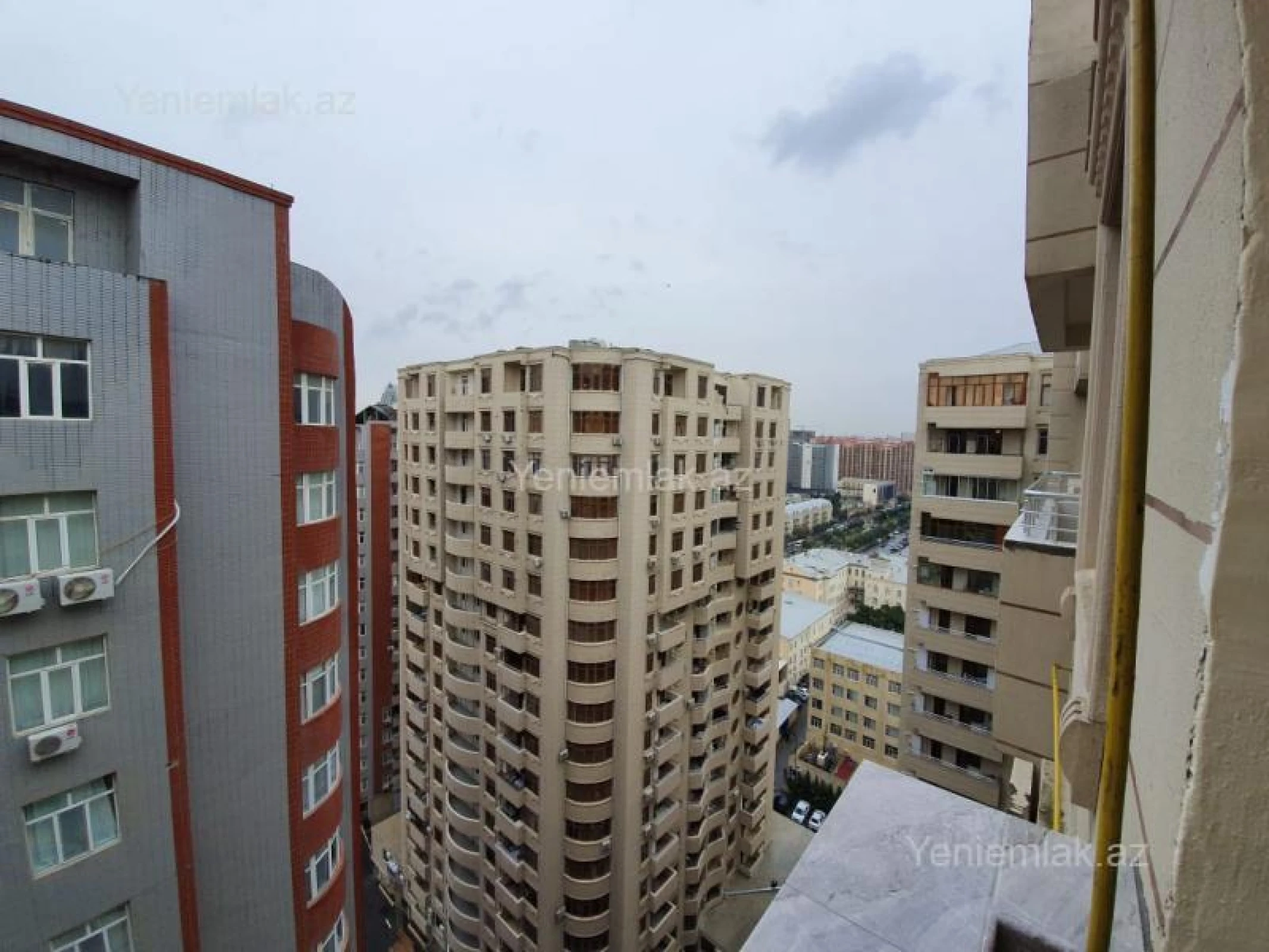 Satılır 3 otaqlı yeni tikili 95 m²