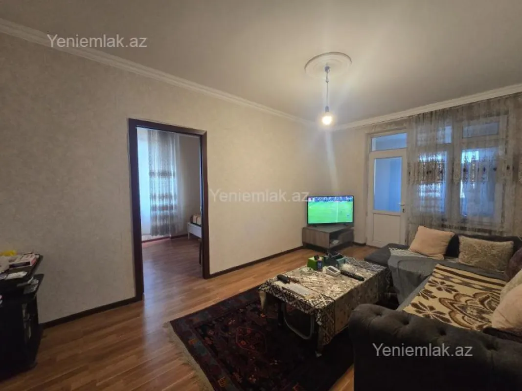 Satılır 2 otaqlı köhnə tikili 46 m²