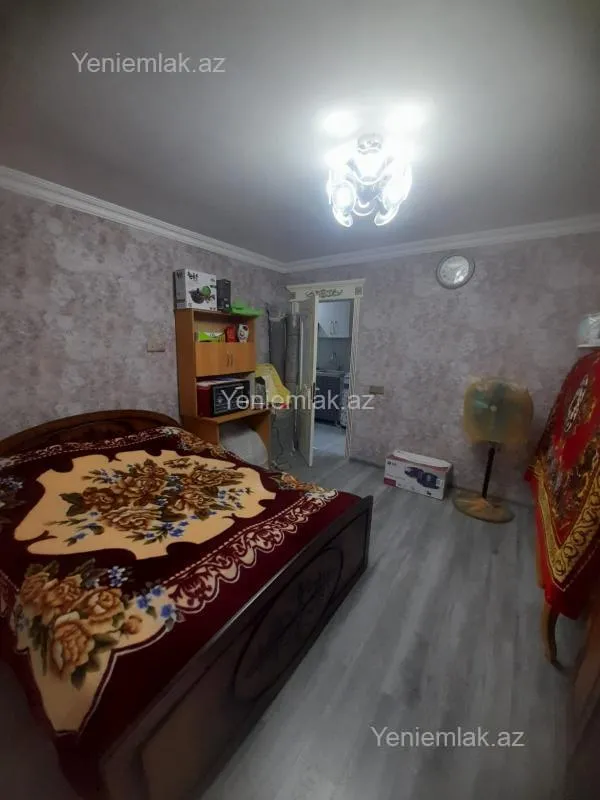 Satılır 2 otaqlı köhnə tikili 36 m²