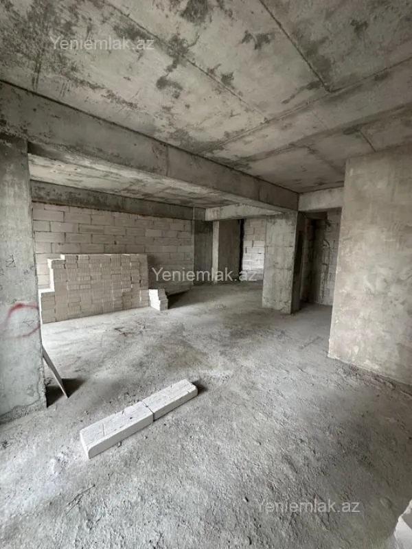 Satılır 3 otaqlı yeni tikili 128 m²