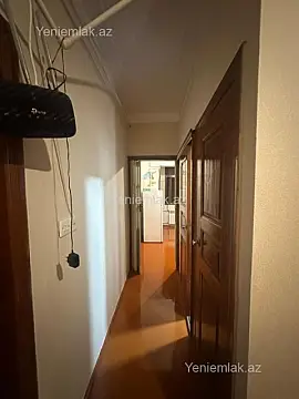 Satılır 2 otaqlı köhnə tikili 60 m²