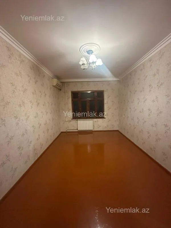 Satılır 2 otaqlı köhnə tikili 60 m²