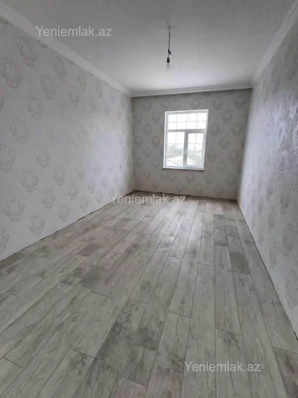 Satılır 4 otaqlı həyət evi 160 m²
