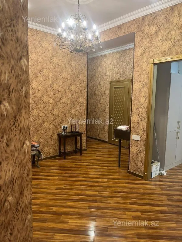 Satılır 3 otaqlı yeni tikili 126 m²