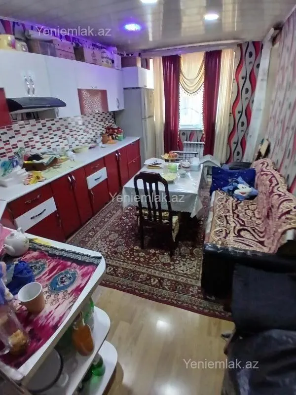 Satılır 2 otaqlı yeni tikili 70 m²