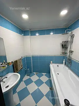 Satılır 3 otaqlı yeni tikili 125 m²