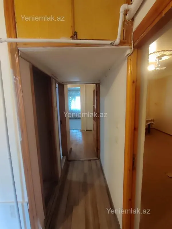 Satılır 2 otaqlı köhnə tikili 65 m²