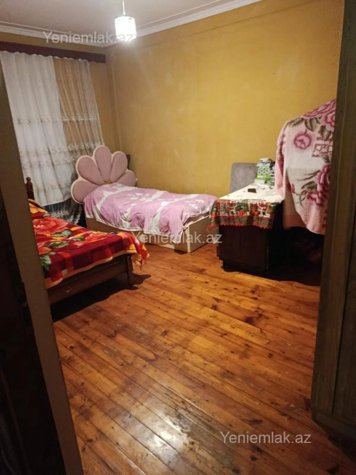 Satılır 3 otaqlı köhnə tikili 70 m²