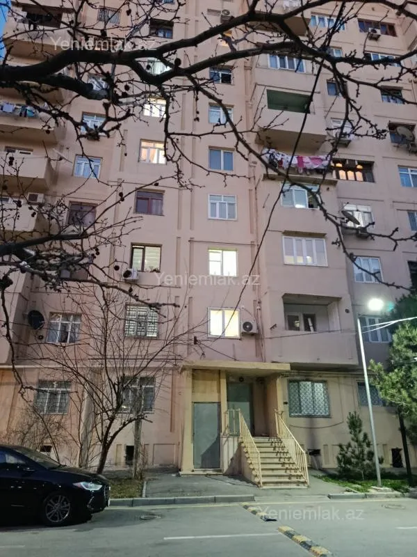 Satılır 3 otaqlı köhnə tikili 70 m²
