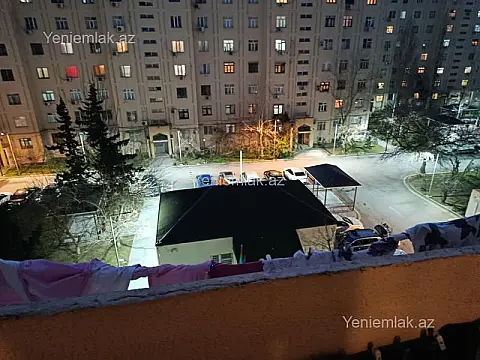 Satılır 3 otaqlı köhnə tikili 70 m²
