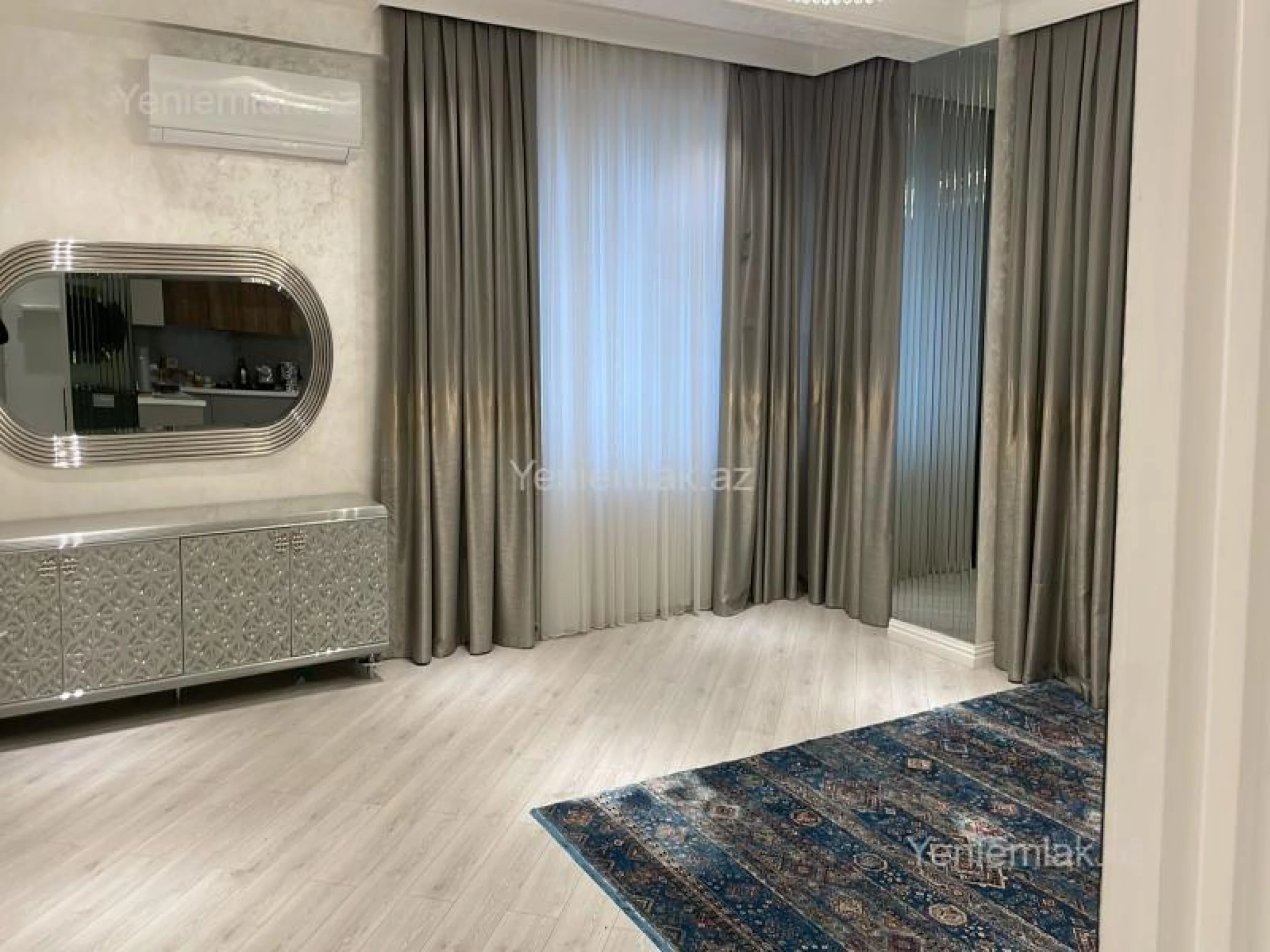 Satılır 3 otaqlı yeni tikili 140 m²
