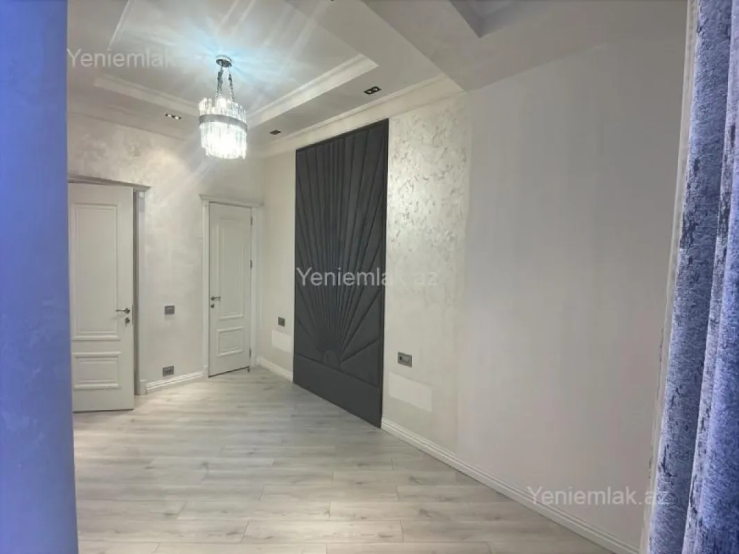 Satılır 3 otaqlı yeni tikili 140 m²