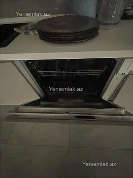 Satılır 3 otaqlı yeni tikili 140 m²