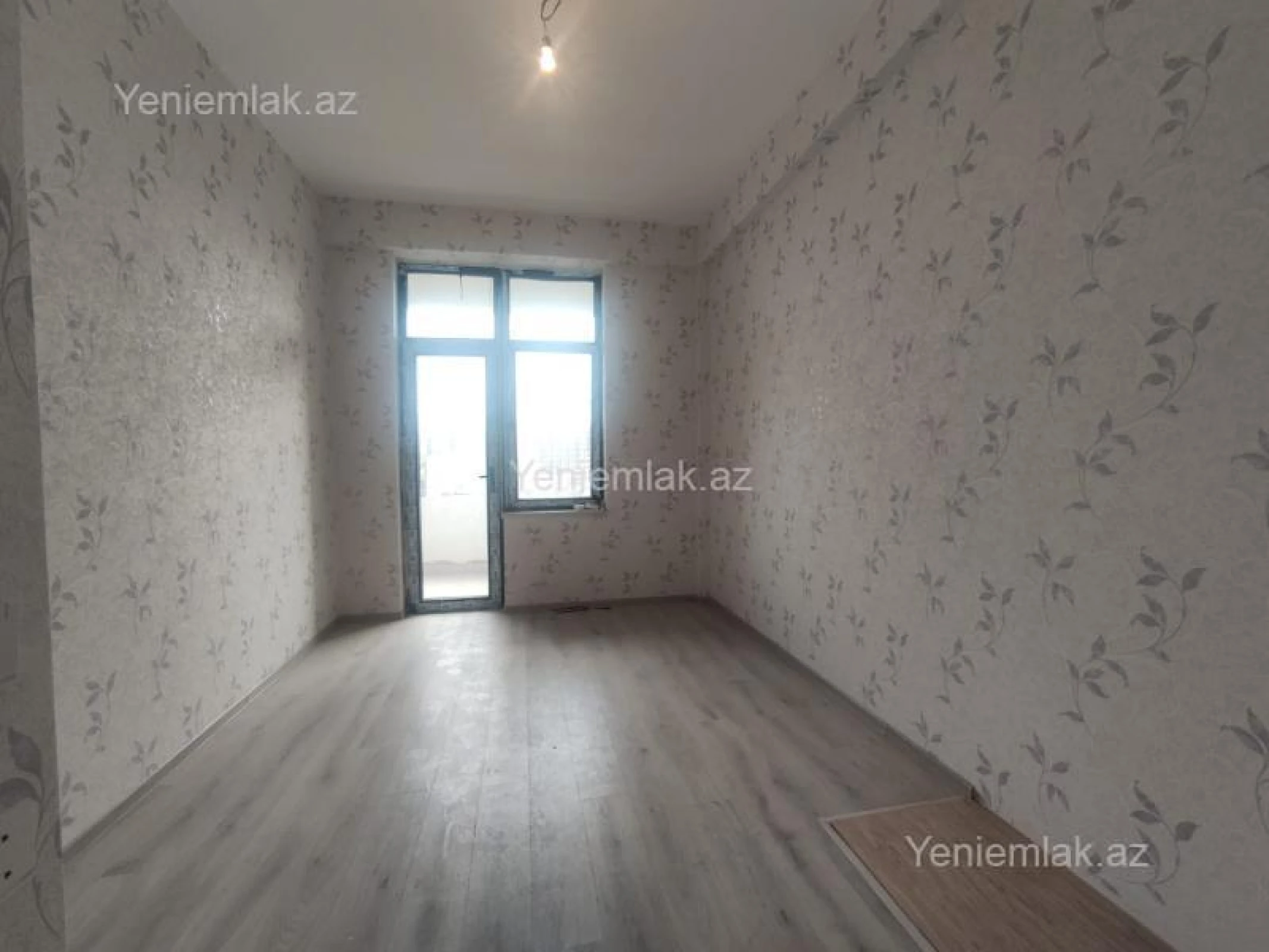 Satılır 2 otaqlı yeni tikili 100 m²