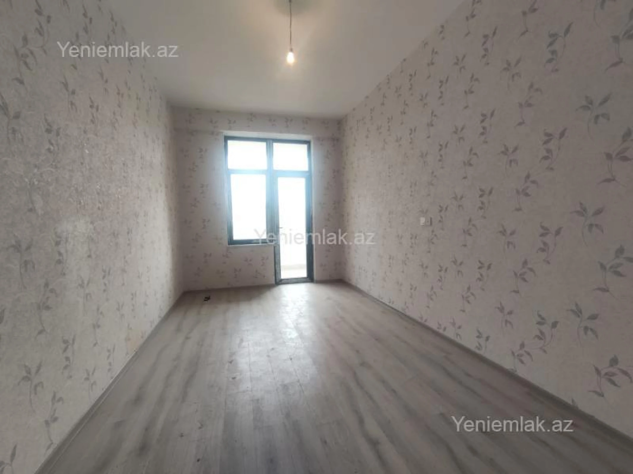 Satılır 2 otaqlı yeni tikili 100 m²