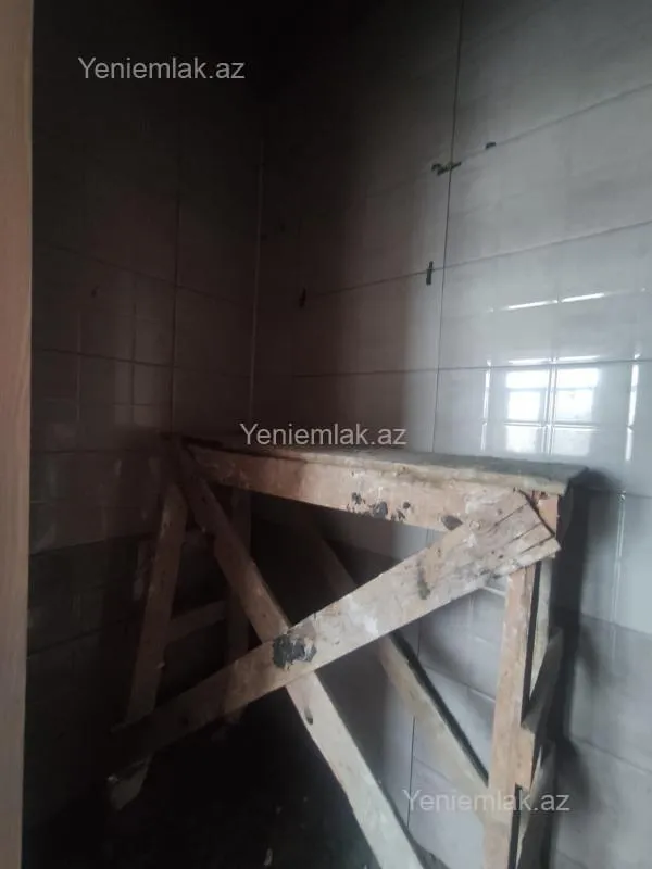 Satılır 2 otaqlı yeni tikili 100 m²