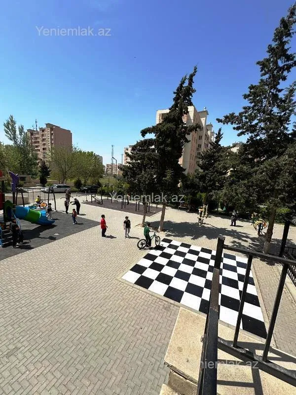 Satılır 2 otaqlı köhnə tikili 60 m²