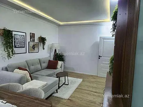 Satılır 2 otaqlı köhnə tikili 60 m²