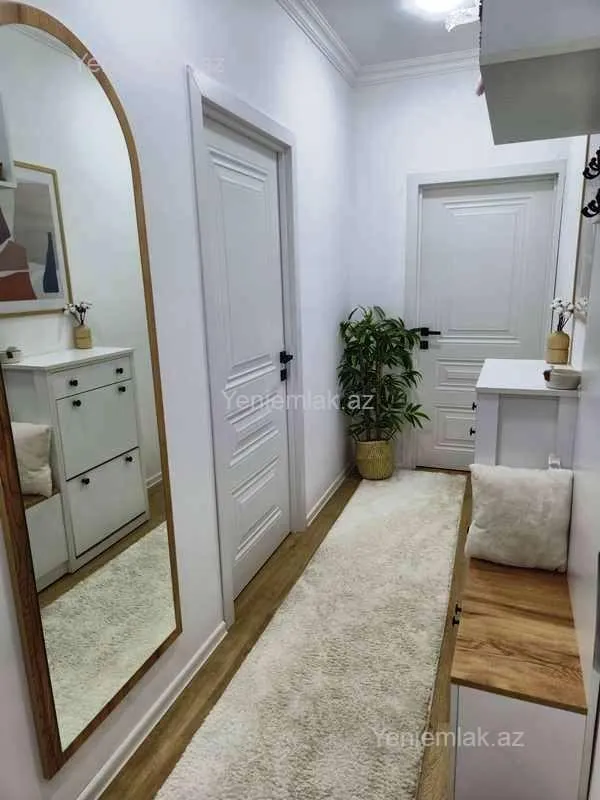 Satılır 2 otaqlı köhnə tikili 60 m²
