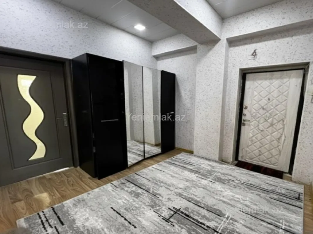 Satılır 3 otaqlı yeni tikili 100 m²