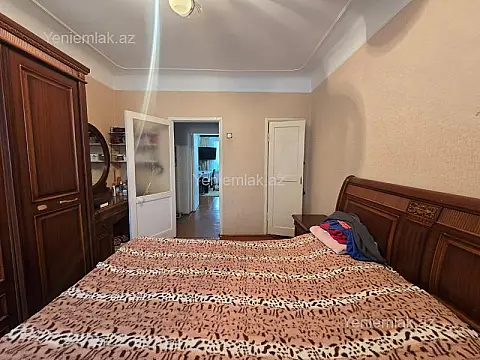 Satılır 2 otaqlı köhnə tikili 48 m²