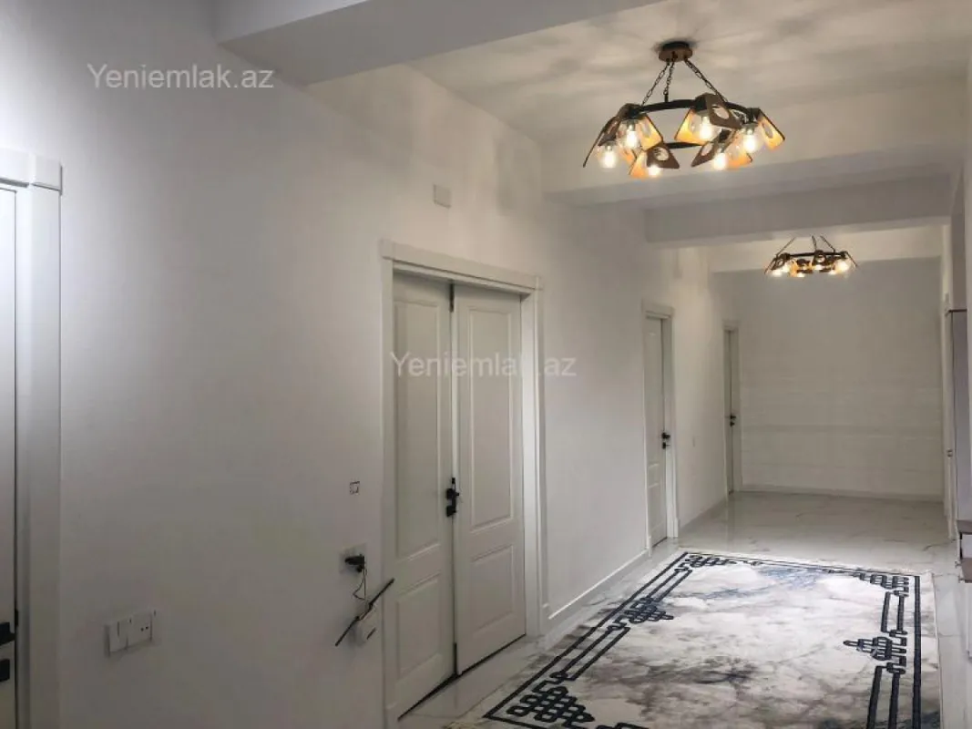Satılır 4 otaqlı yeni tikili 170 m²