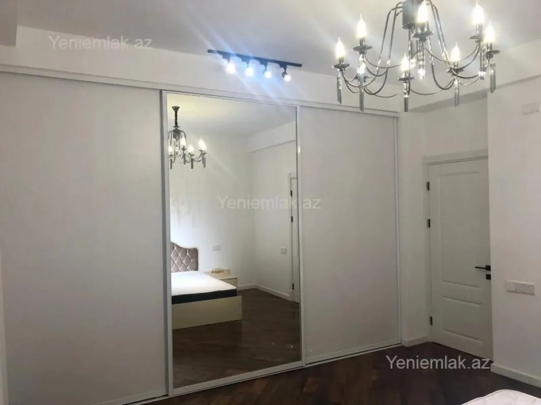 Satılır 4 otaqlı yeni tikili 170 m²