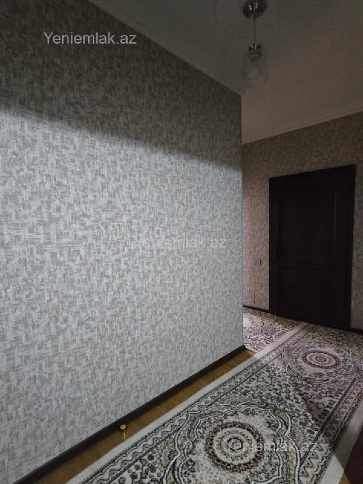 Satılır 3 otaqlı yeni tikili 100 m²