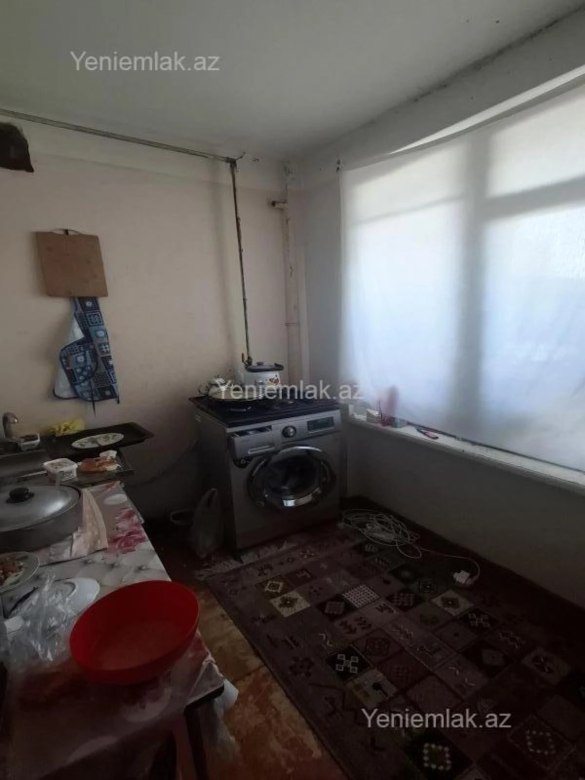 Satılır 1 otaqlı köhnə tikili 42 m²