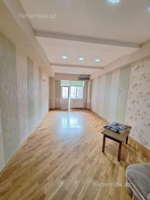 Satılır 2 otaqlı yeni tikili 65 m²