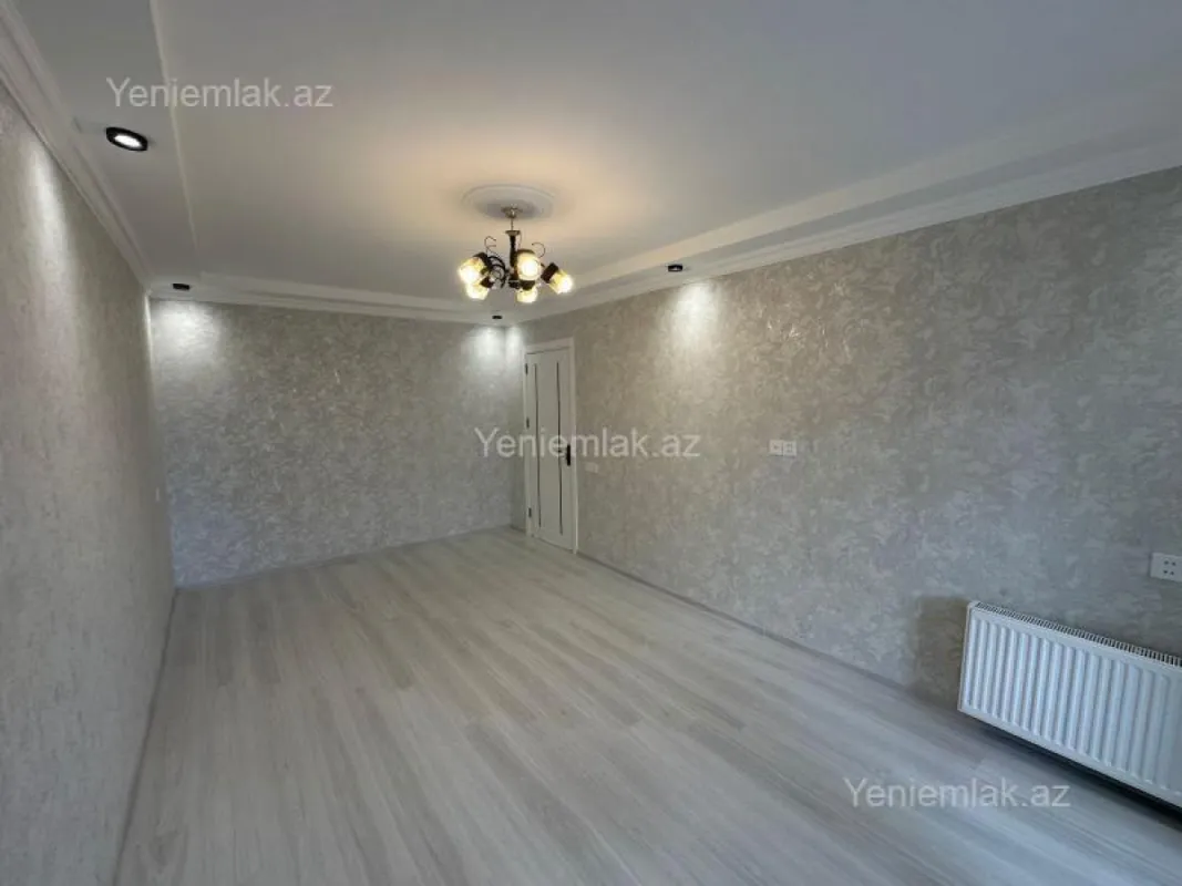 Satılır 2 otaqlı köhnə tikili 40 m²