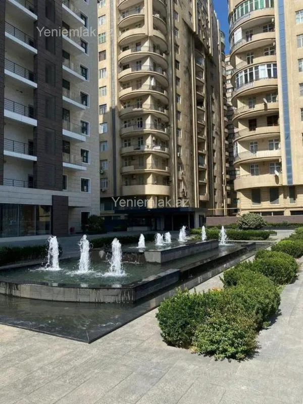 Satılır 2 otaqlı yeni tikili 94 m²