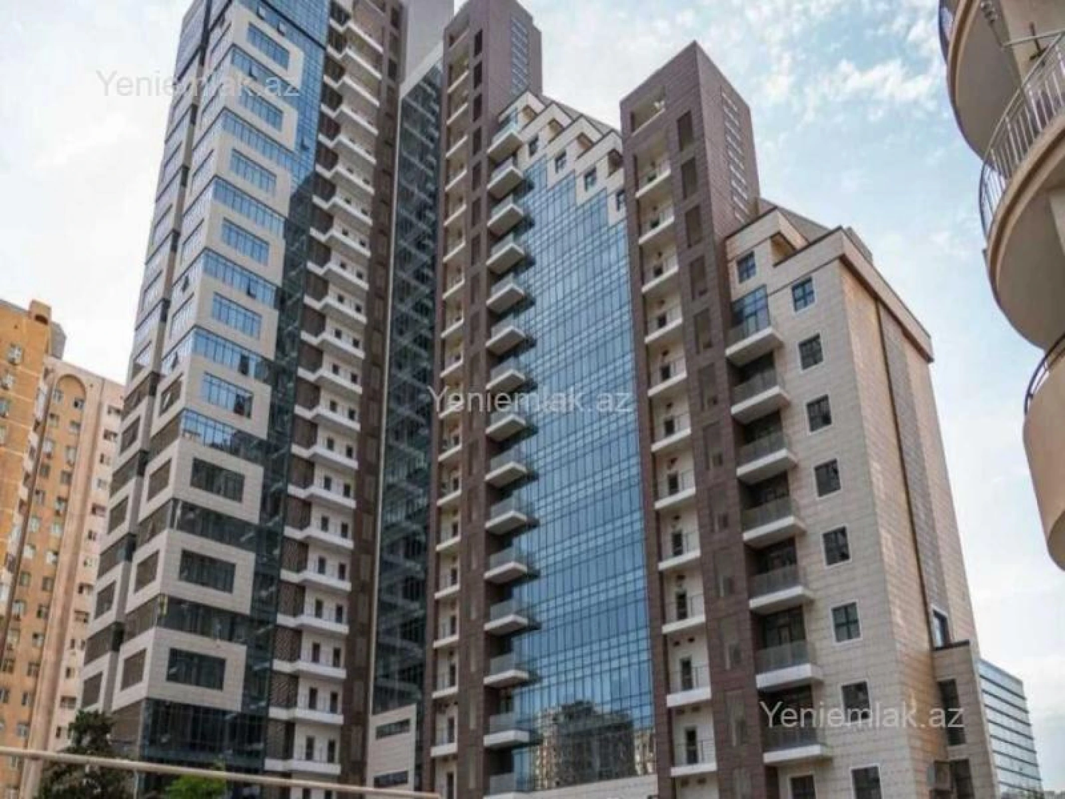 Satılır 2 otaqlı yeni tikili 94 m²