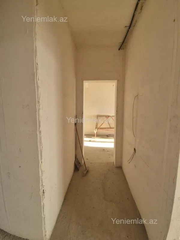 Satılır 4 otaqlı yeni tikili 107 m²