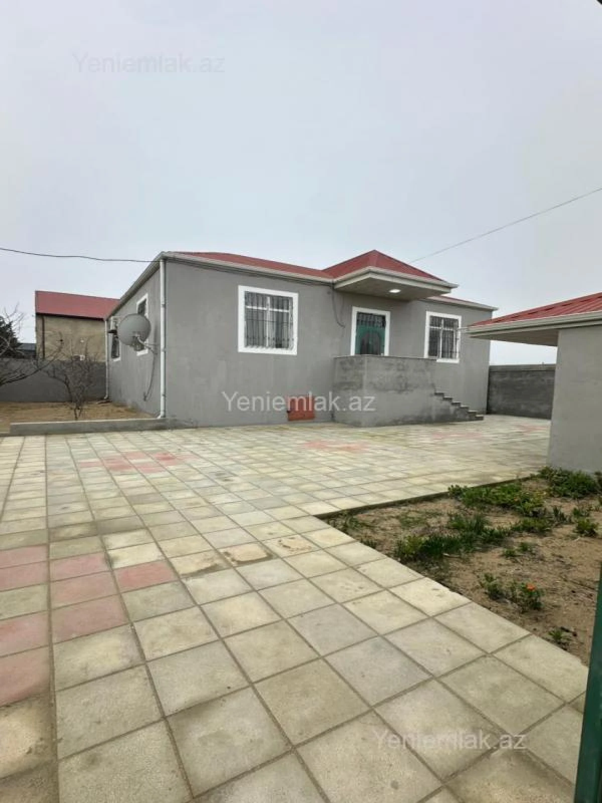Satılır 3 otaqlı həyət evi 102 m²