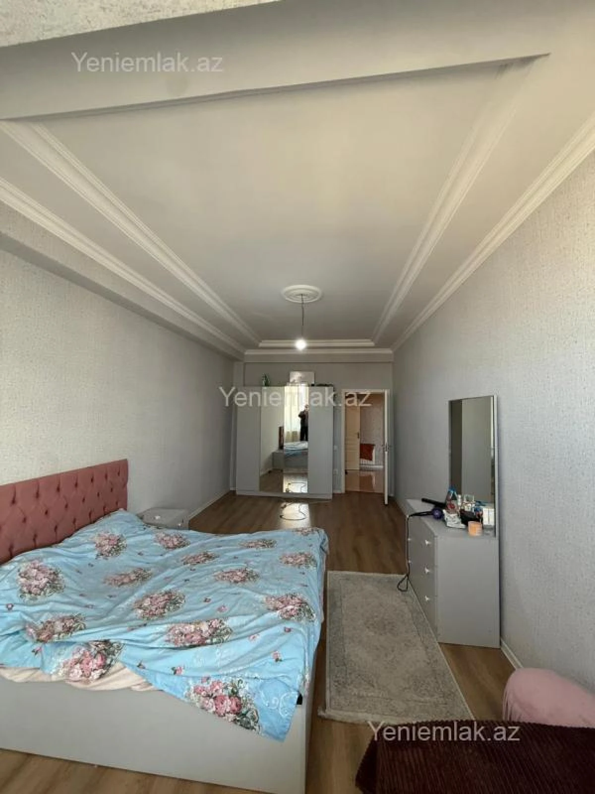 Satılır 2 otaqlı yeni tikili 72 m²