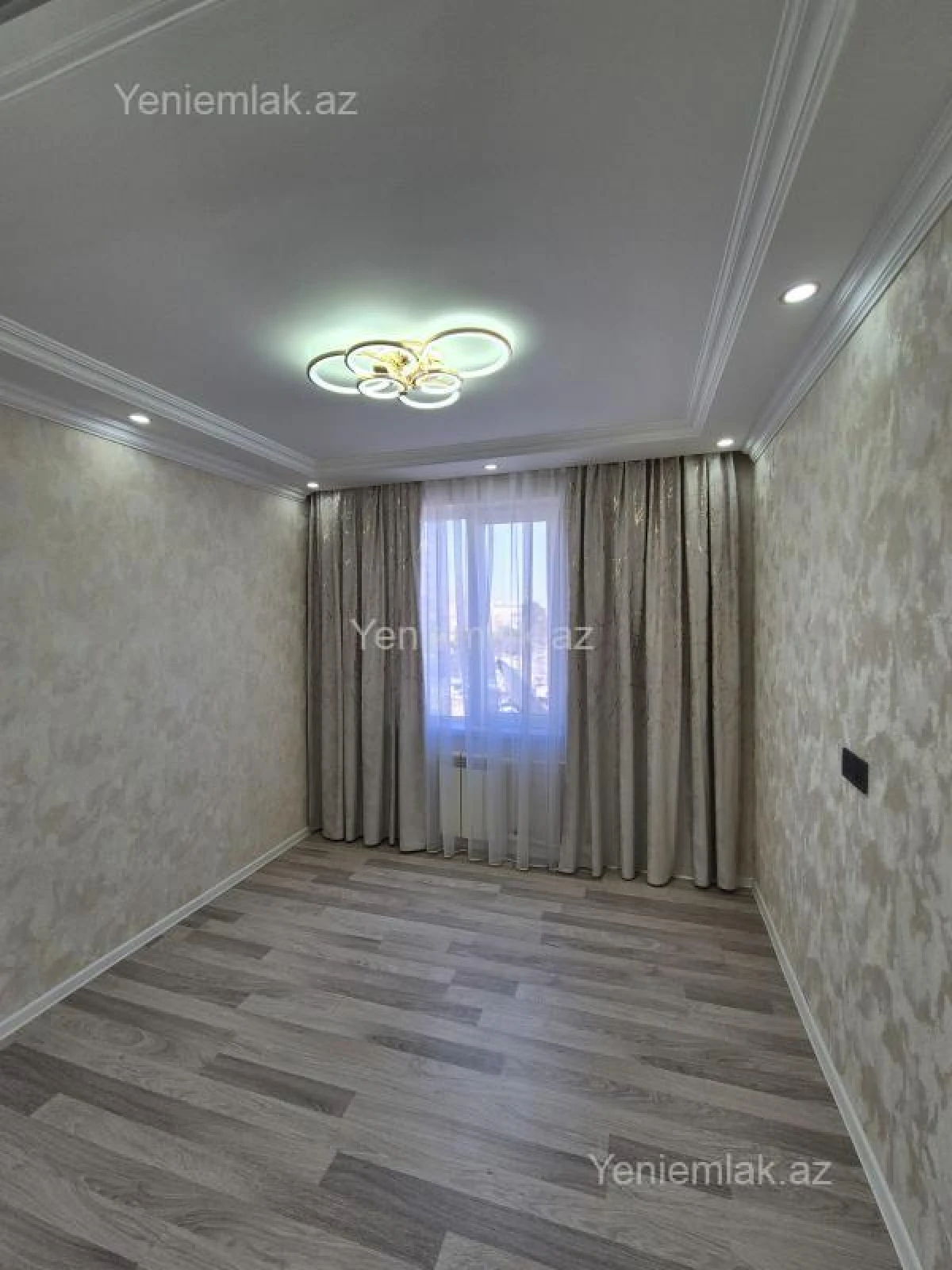 Satılır 2 otaqlı köhnə tikili 36 m²